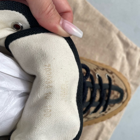 Monogram Jumbo GG New Lace
Papin Mens Tortuga High Top - Picture 15 of 16